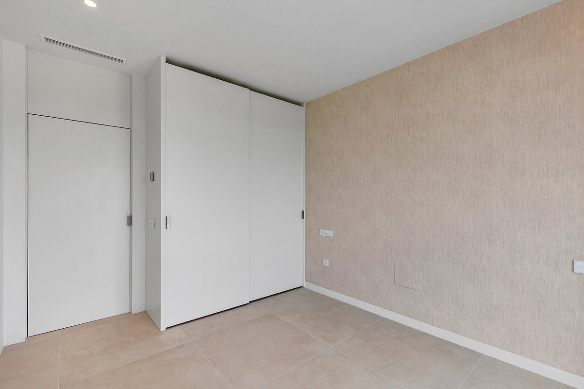 3 Bed Apartment for sale in Las Colinas Golf Costa Blanca, Alicante, Spain