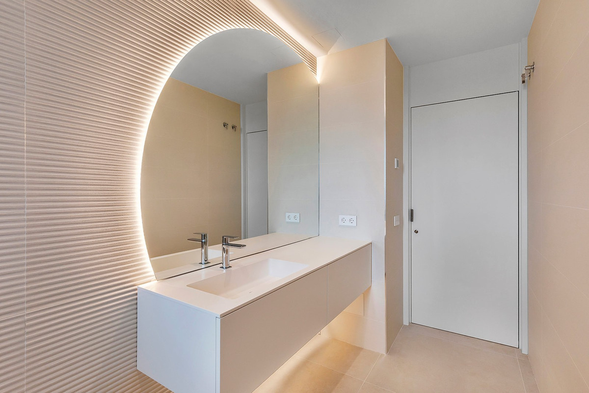 3 Bed Apartment for sale in Las Colinas Golf Costa Blanca, Alicante, Spain
