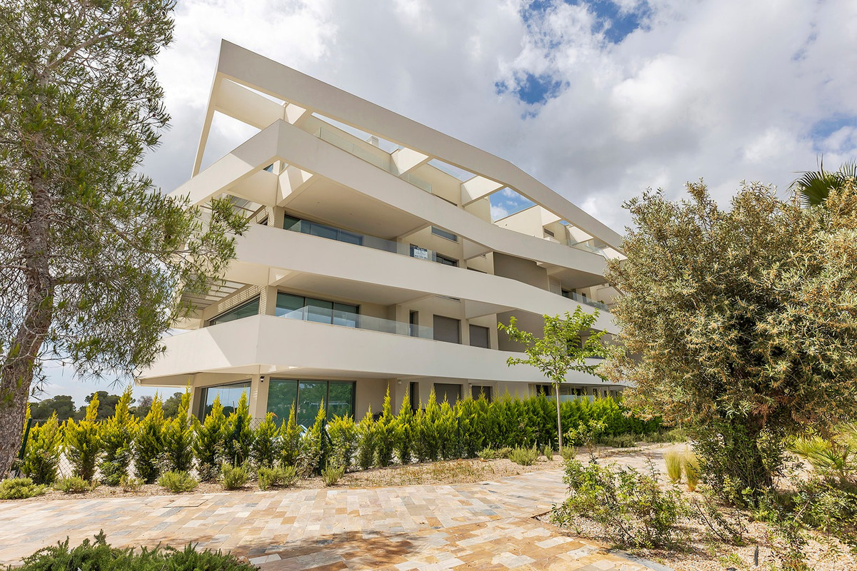 3 Bed Apartment for sale in Las Colinas Golf Costa Blanca, Alicante, Spain