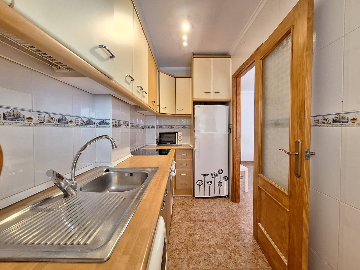 2 Bed Apartment for sale in Gran Alacant Costa Blanca, Alicante, Spain