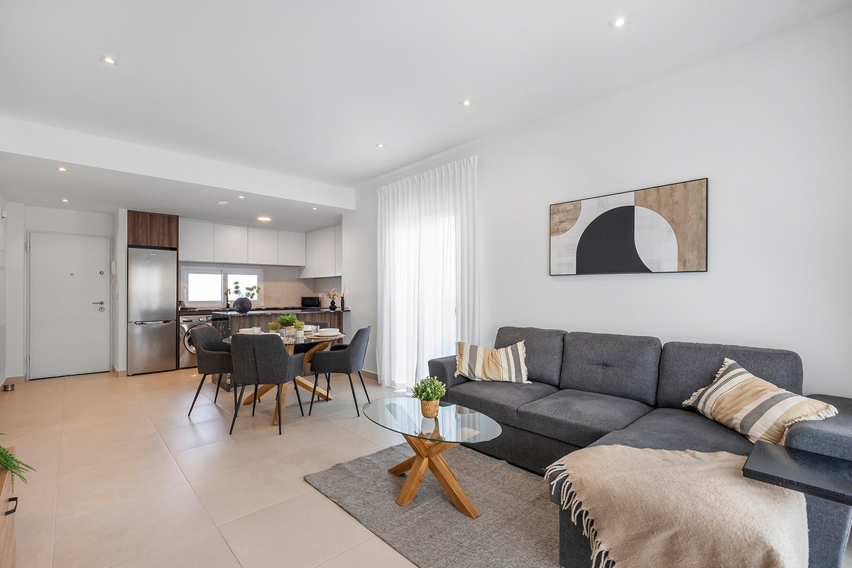 Se vende Apartamento Planta Baja de 2 dormitorios en Costa Blanca, Alicante, España