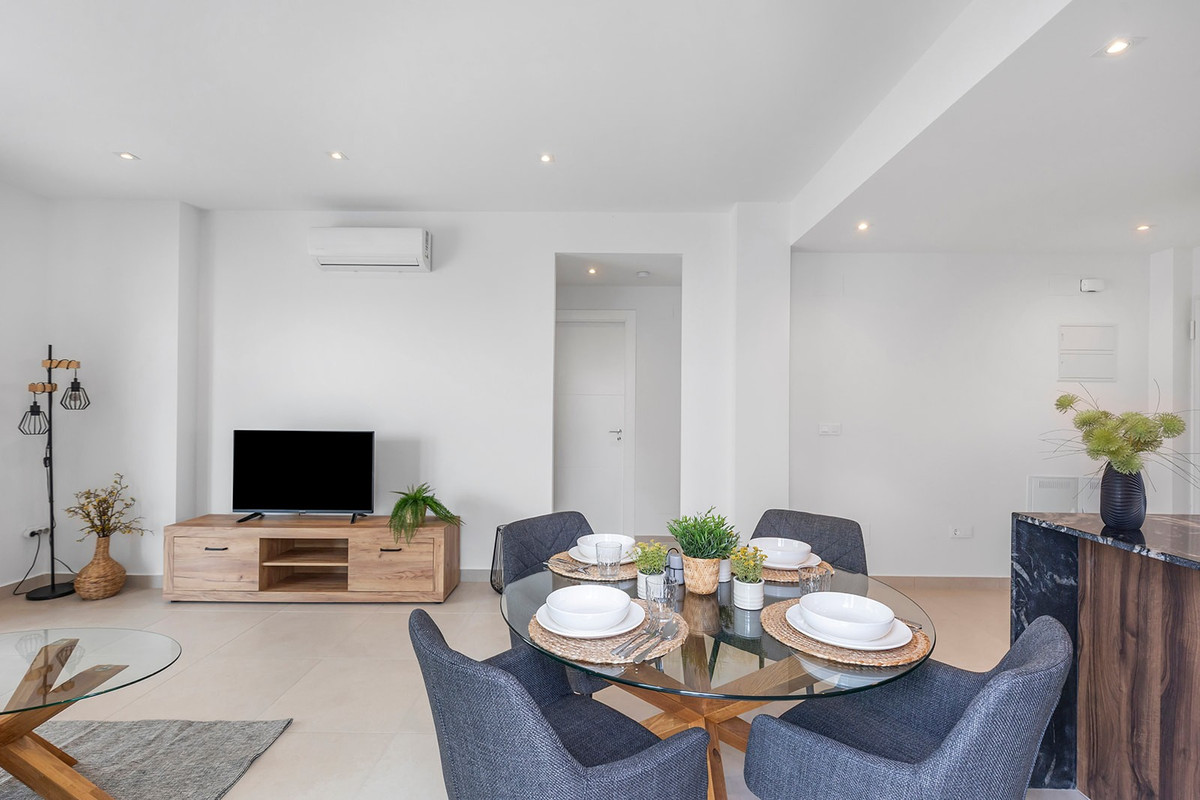Se vende Apartamento Planta Baja de 2 dormitorios en Costa Blanca, Alicante, España