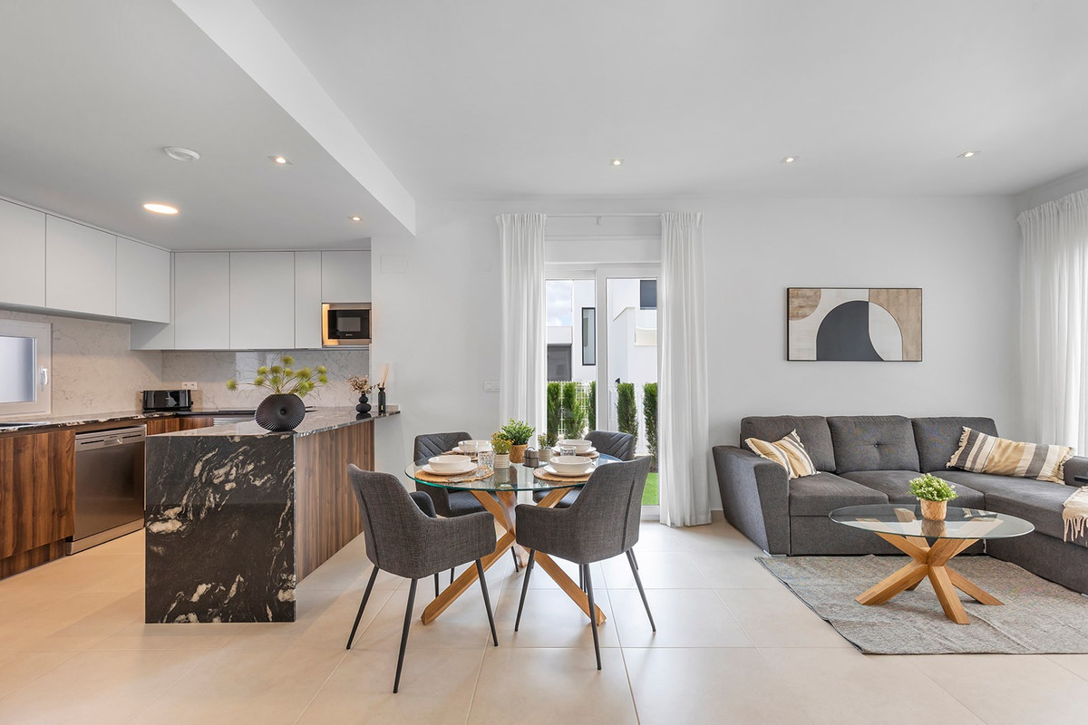 Se vende Apartamento Planta Baja de 2 dormitorios en Costa Blanca, Alicante, España