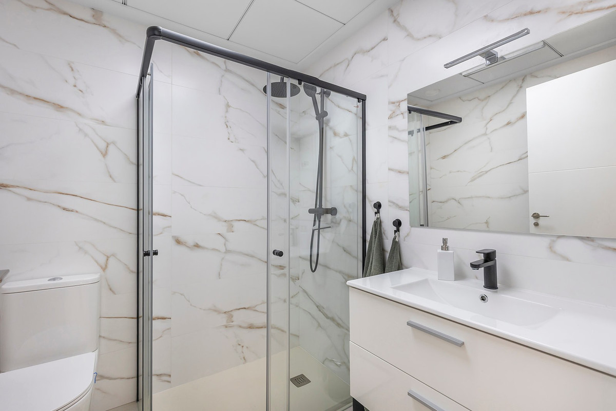 Se vende Apartamento Planta Baja de 2 dormitorios en Costa Blanca, Alicante, España