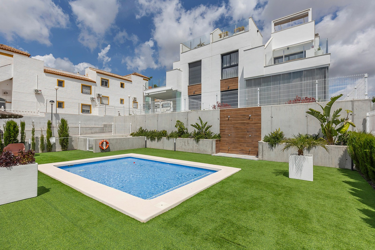 Se vende Apartamento Planta Baja de 2 dormitorios en Costa Blanca, Alicante, España