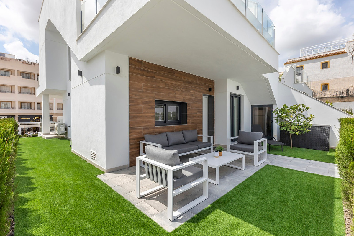 Se vende Apartamento Planta Baja de 2 dormitorios en Costa Blanca, Alicante, España
