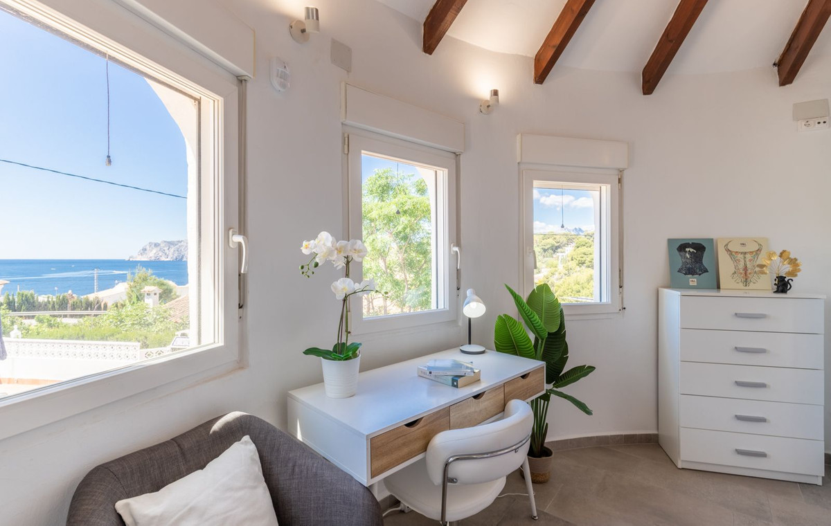 Se vende Villa - Chalet de 3 dormitorios en Costa Blanca, Alicante, España