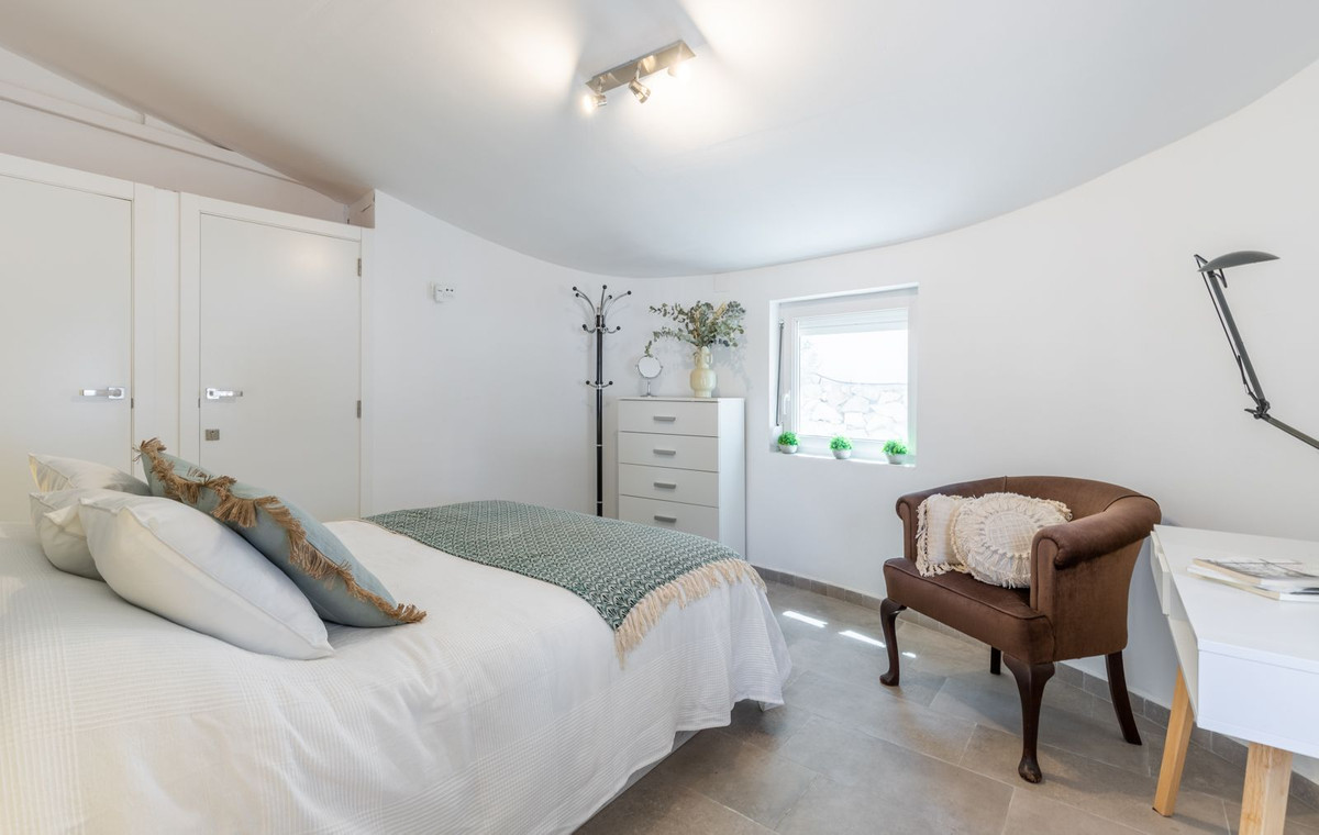 Se vende Villa - Chalet de 3 dormitorios en Costa Blanca, Alicante, España