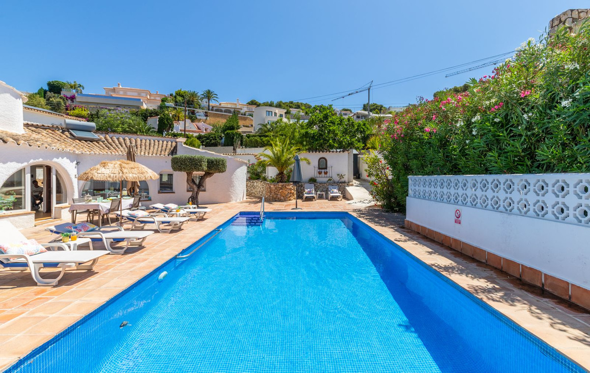 Se vende Villa - Chalet de 3 dormitorios en Costa Blanca, Alicante, España