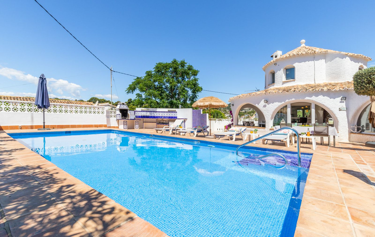 Se vende Villa - Chalet de 3 dormitorios en Costa Blanca, Alicante, España