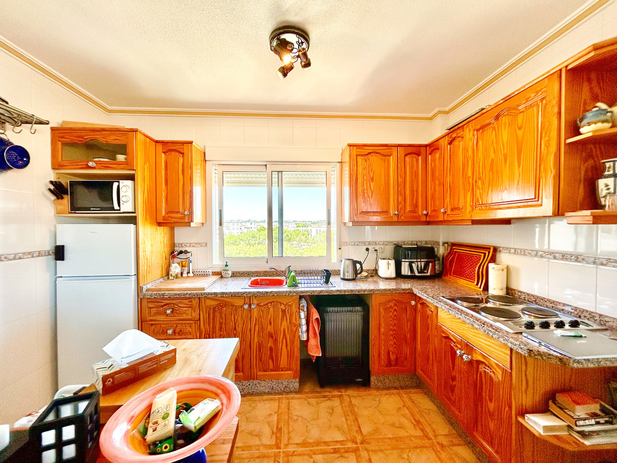 Se vende Apartamento Planta Media de 2 dormitorios en Costa Blanca, Alicante, España