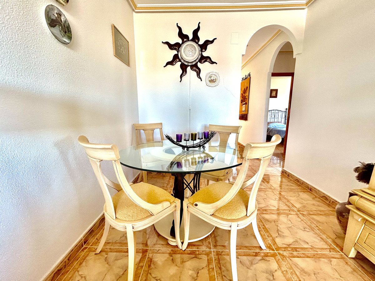 Se vende Apartamento Planta Media de 2 dormitorios en Costa Blanca, Alicante, España