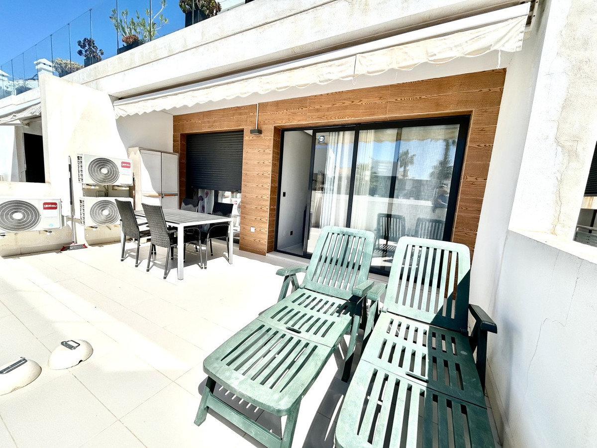 2 Bed Apartment for sale in Villamartin Costa Blanca, Alicante, Spain
