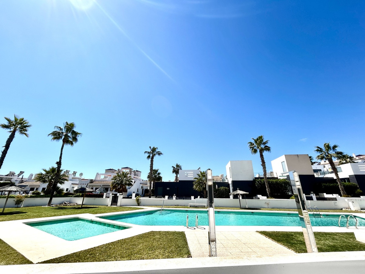 2 Bed Apartment for sale in Villamartin Costa Blanca, Alicante, Spain