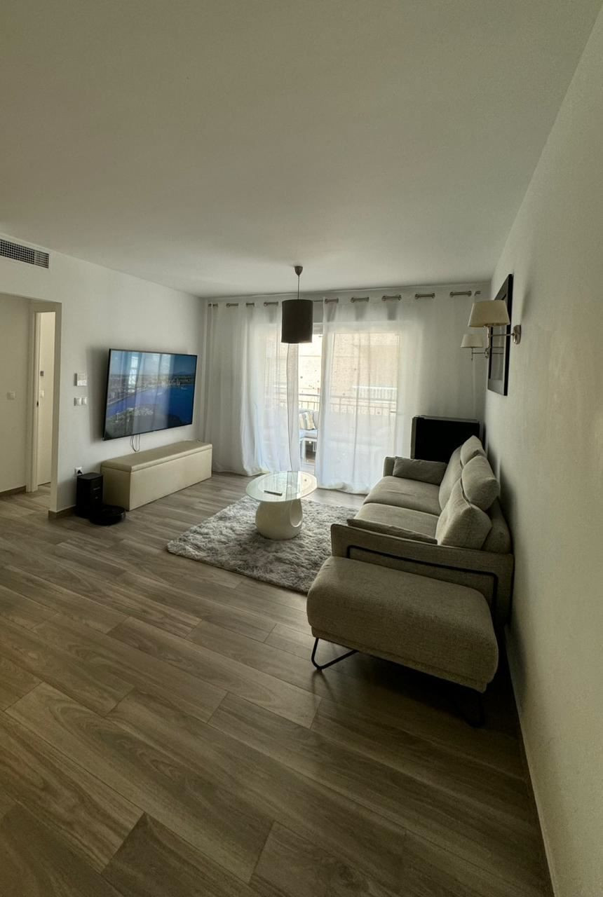 Se vende Apartamento Planta Media de 3 dormitorios en Costa Blanca, Alicante, España