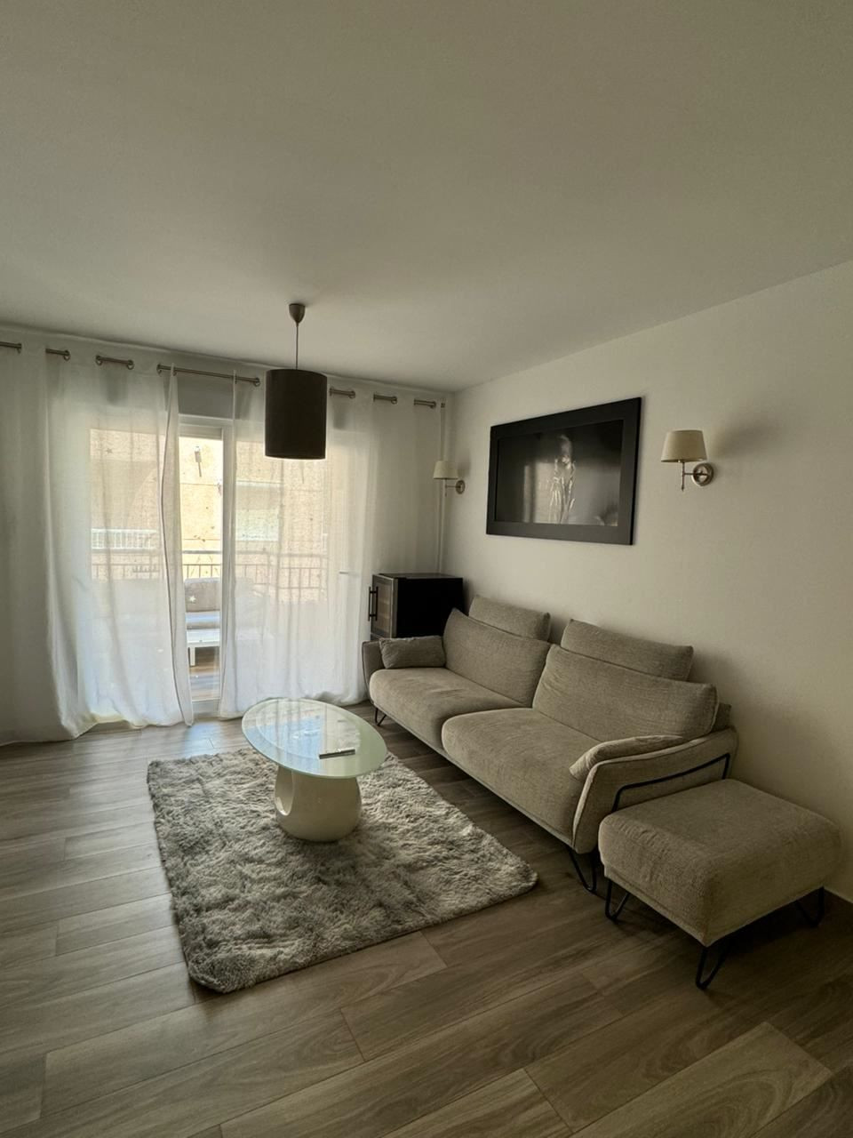 Se vende Apartamento Planta Media de 3 dormitorios en Costa Blanca, Alicante, España