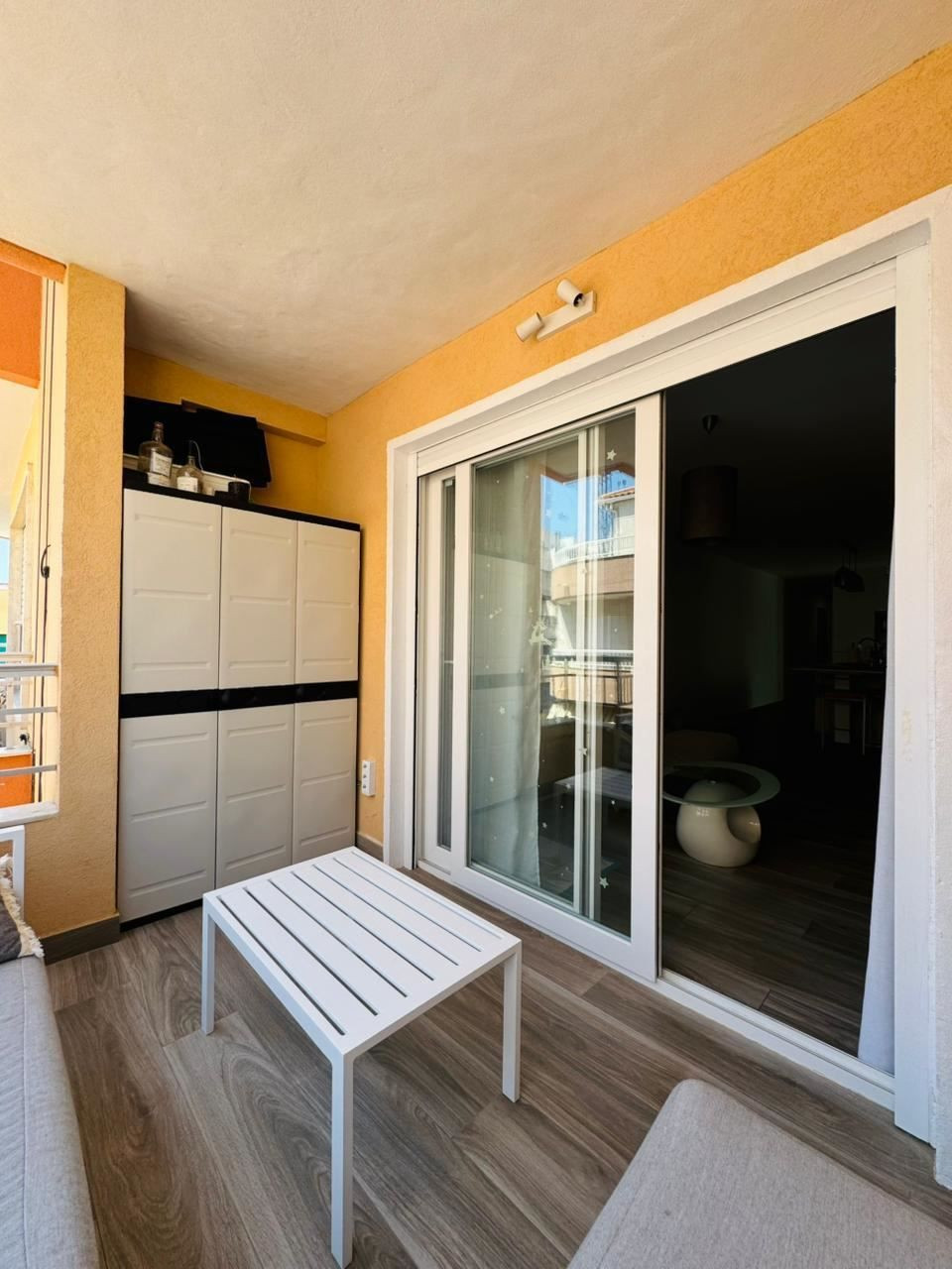 Se vende Apartamento Planta Media de 3 dormitorios en Costa Blanca, Alicante, España