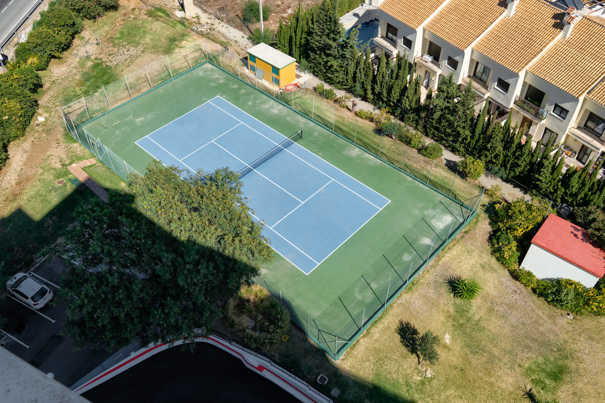 2 Bed Apartment for sale in Estepona Costa Del Sol, Málaga, Spain