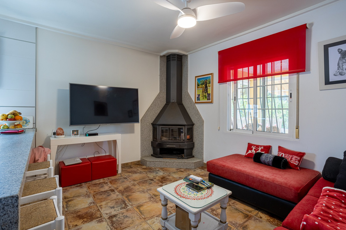 Se vende Villa - Chalet de 5 dormitorios en Costa Blanca, Alicante, España