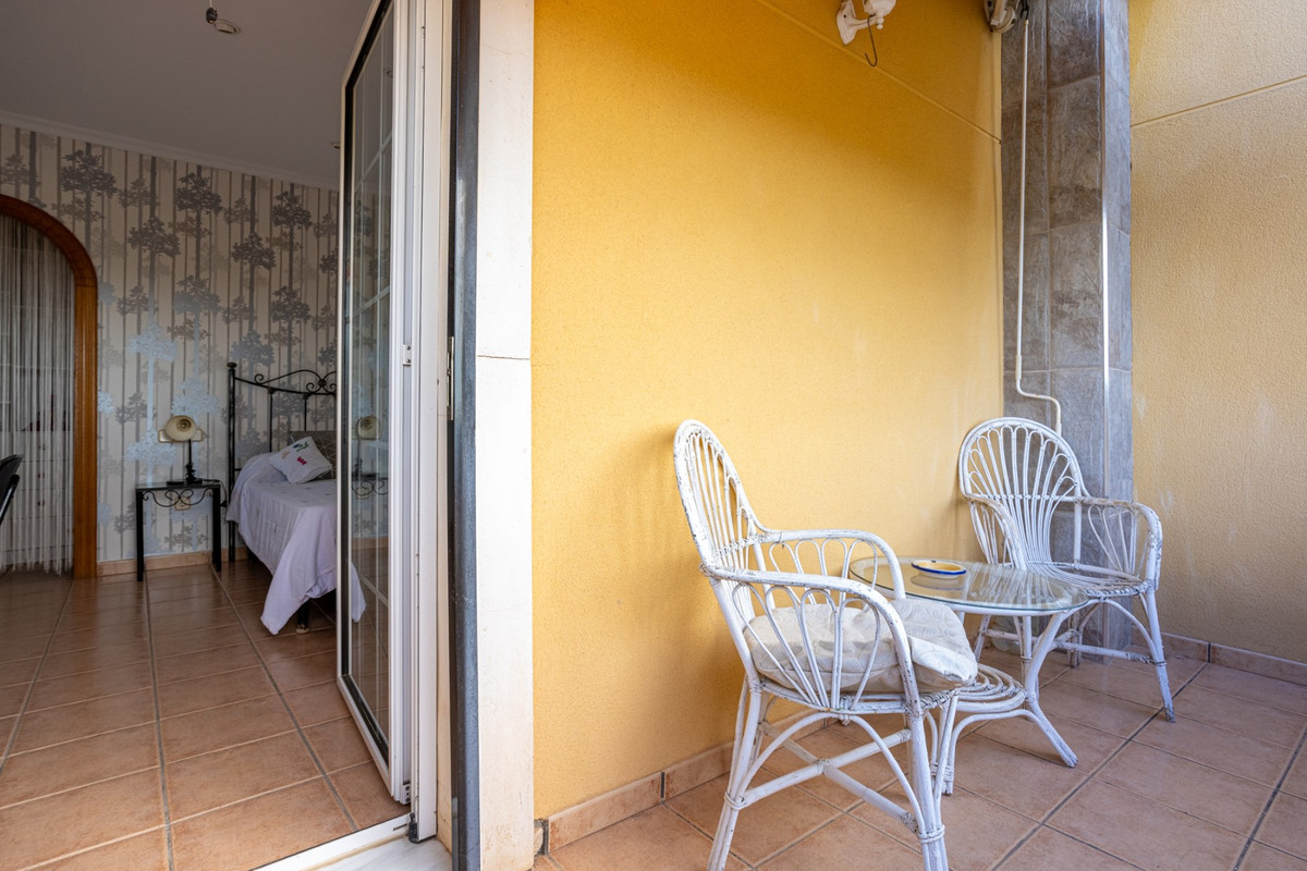 Se vende Villa - Chalet de 5 dormitorios en Costa Blanca, Alicante, España