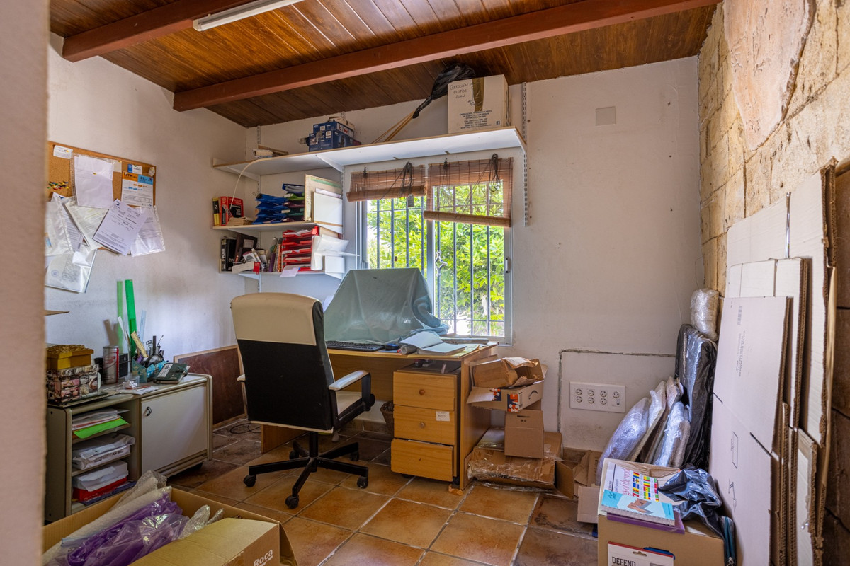 Se vende Villa - Chalet de 5 dormitorios en Costa Blanca, Alicante, España