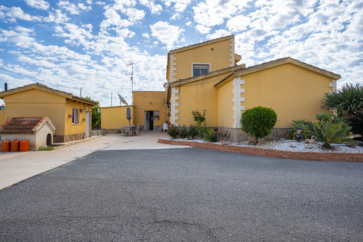 Se vende Villa - Chalet de 5 dormitorios en Costa Blanca, Alicante, España