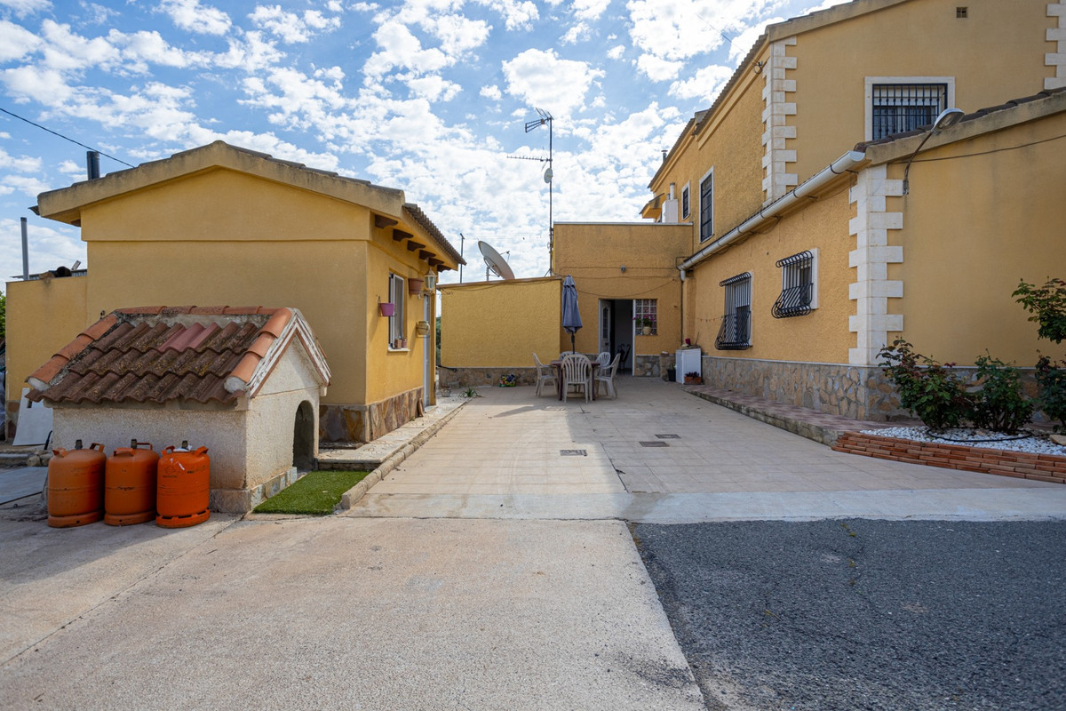Se vende Villa - Chalet de 5 dormitorios en Costa Blanca, Alicante, España