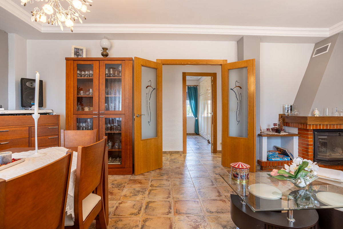 Se vende Villa - Chalet de 5 dormitorios en Costa Blanca, Alicante, España