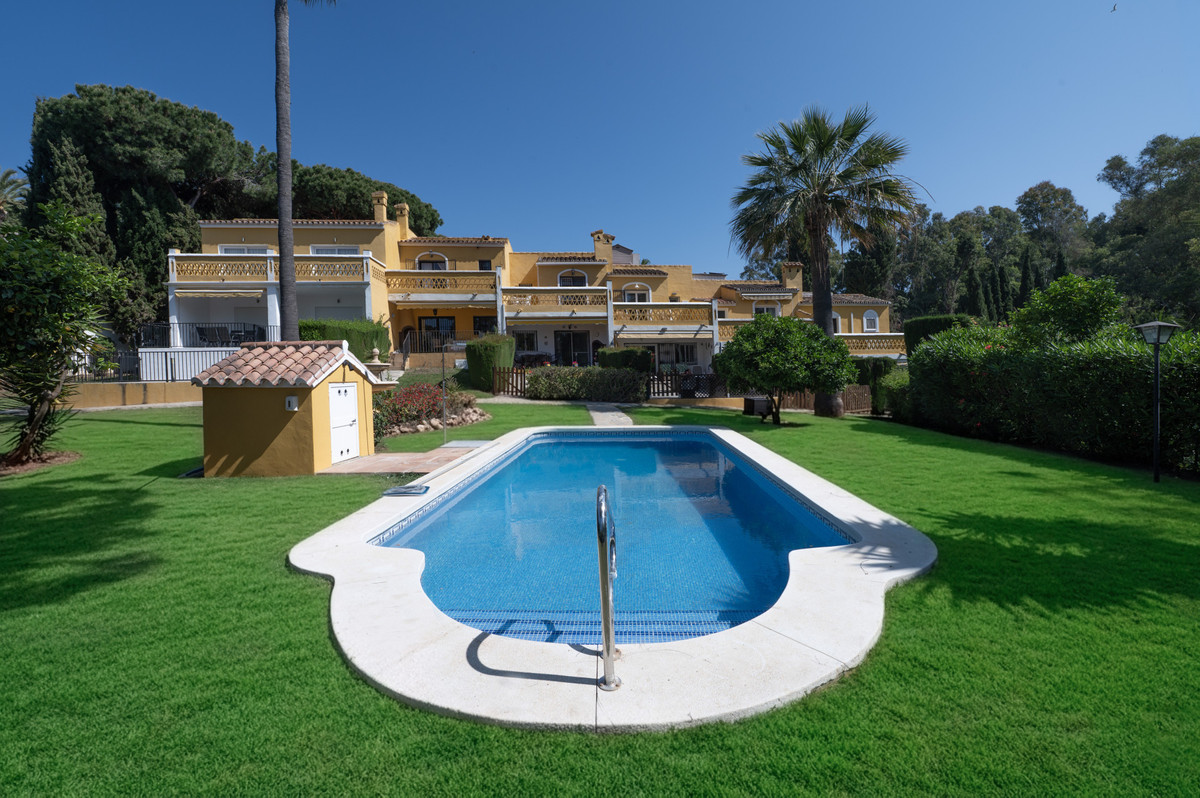 Se vende Adosada de 2 dormitorios en Costa Del Sol, Málaga, España