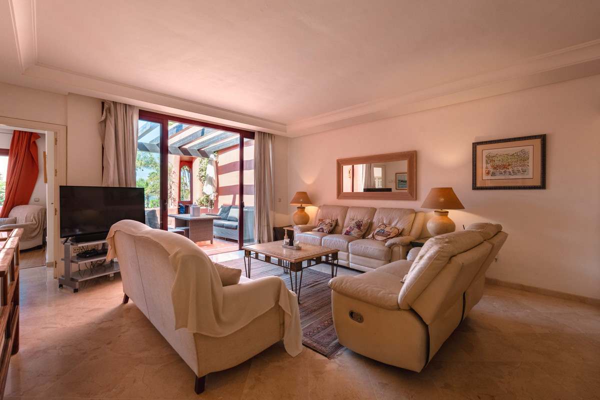 3 Bed Apartment for sale in Estepona Costa Del Sol, Málaga, Spain