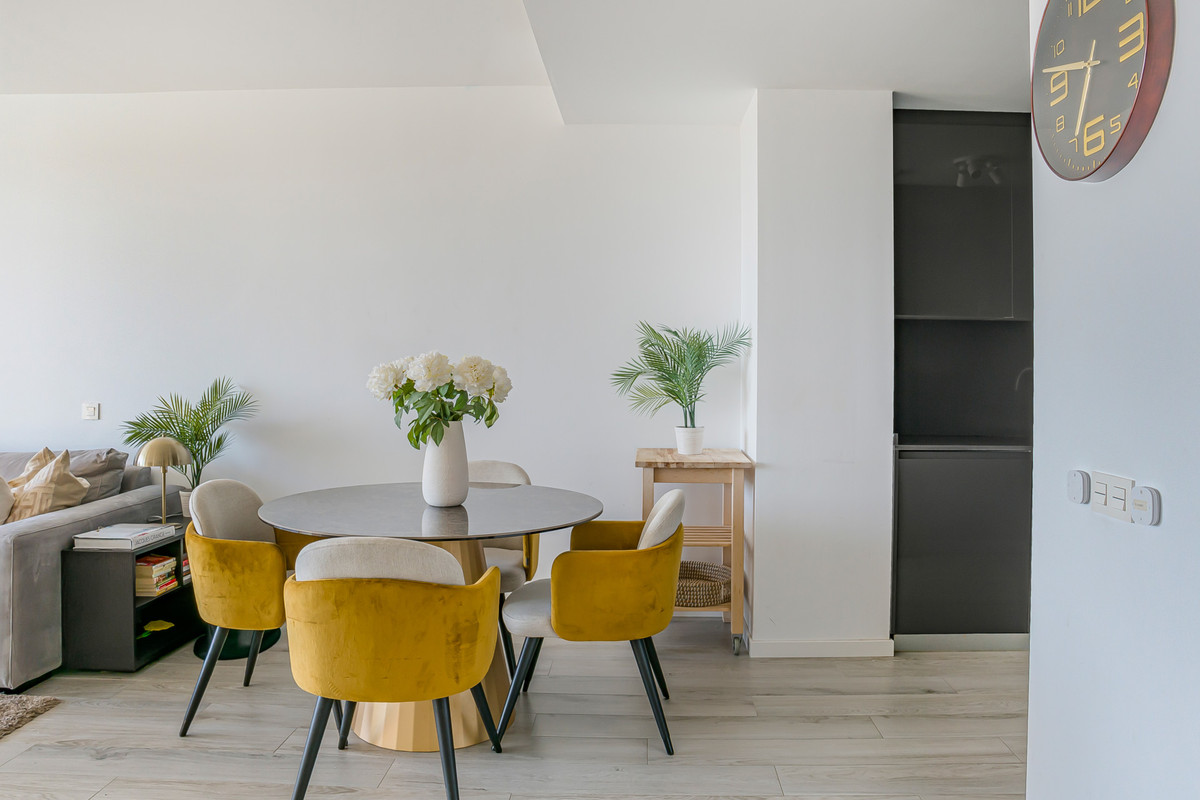3 Bed Apartment for sale in Cancelada Costa Del Sol, Málaga, Spain