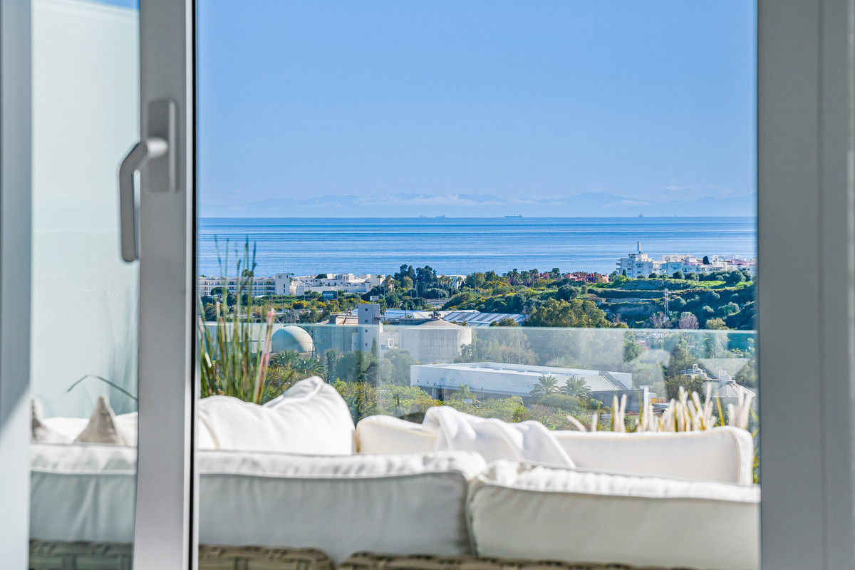 3 Bed Apartment for sale in Cancelada Costa Del Sol, Málaga, Spain