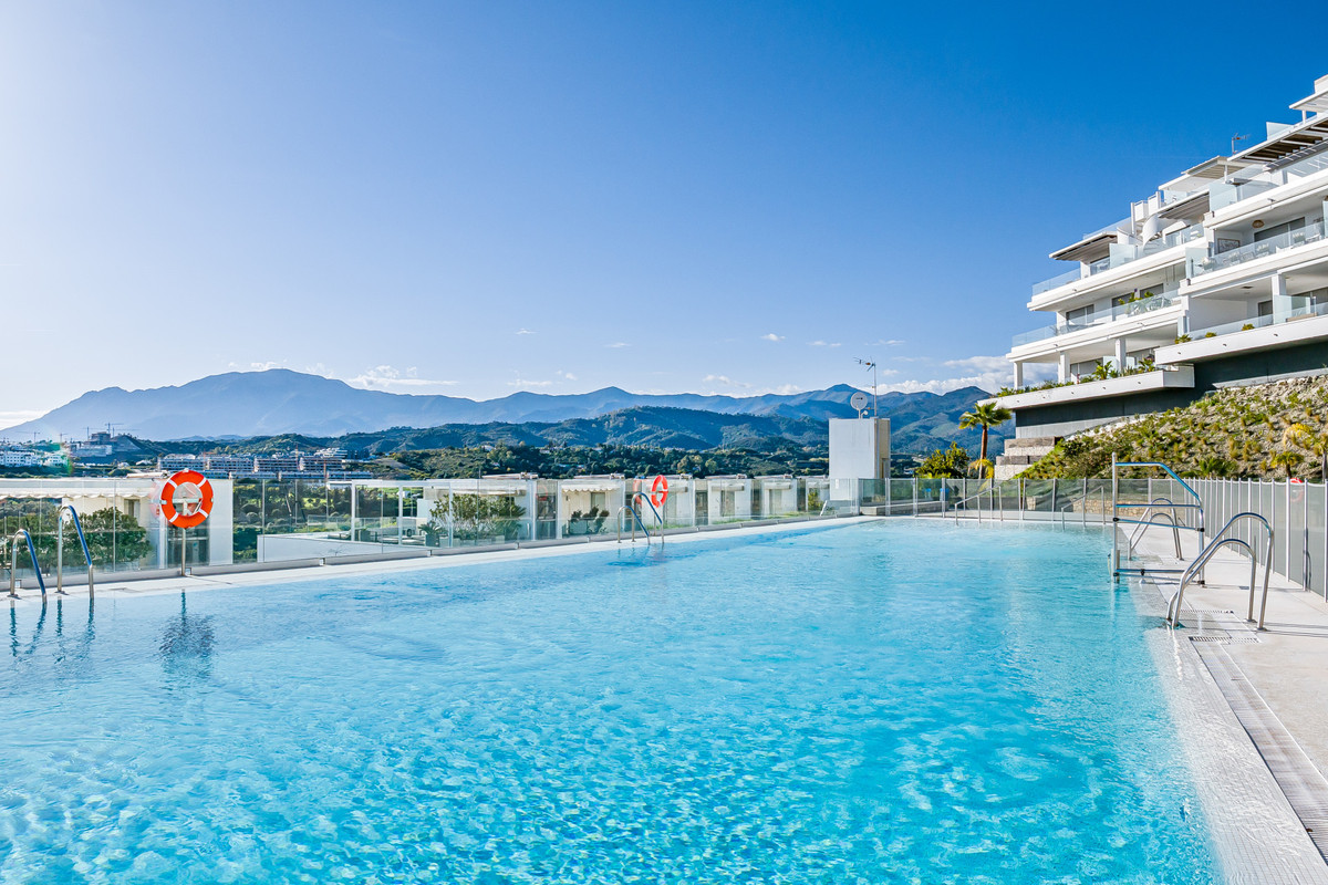 3 Bed Apartment for sale in Cancelada Costa Del Sol, Málaga, Spain