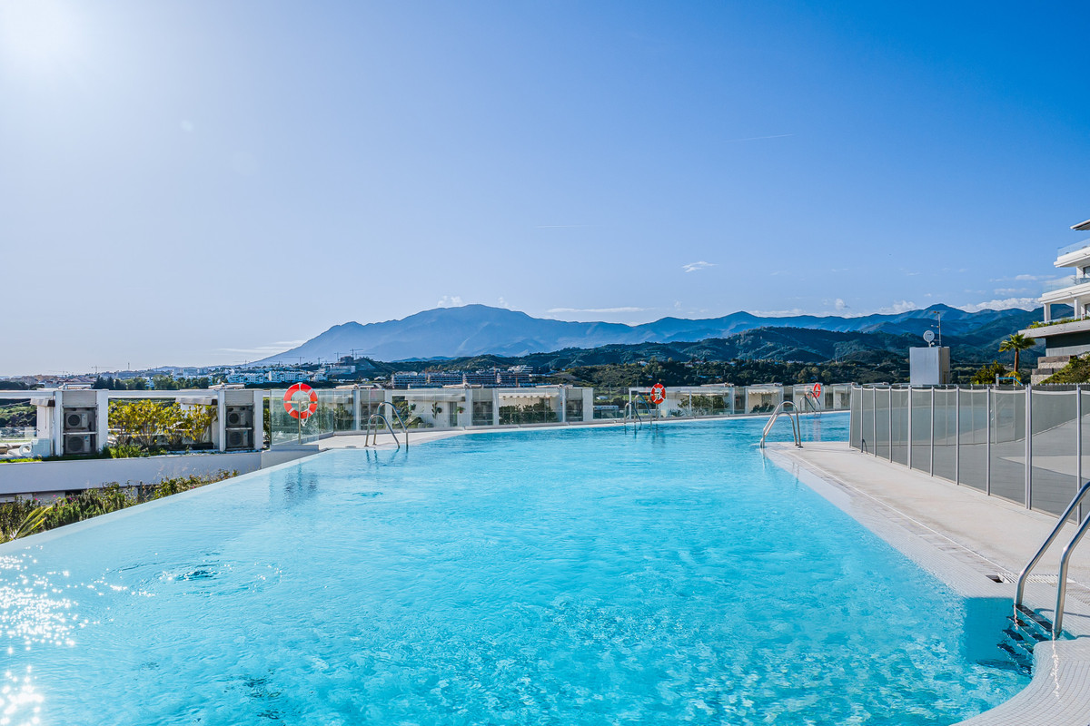 3 Bed Apartment for sale in Cancelada Costa Del Sol, Málaga, Spain