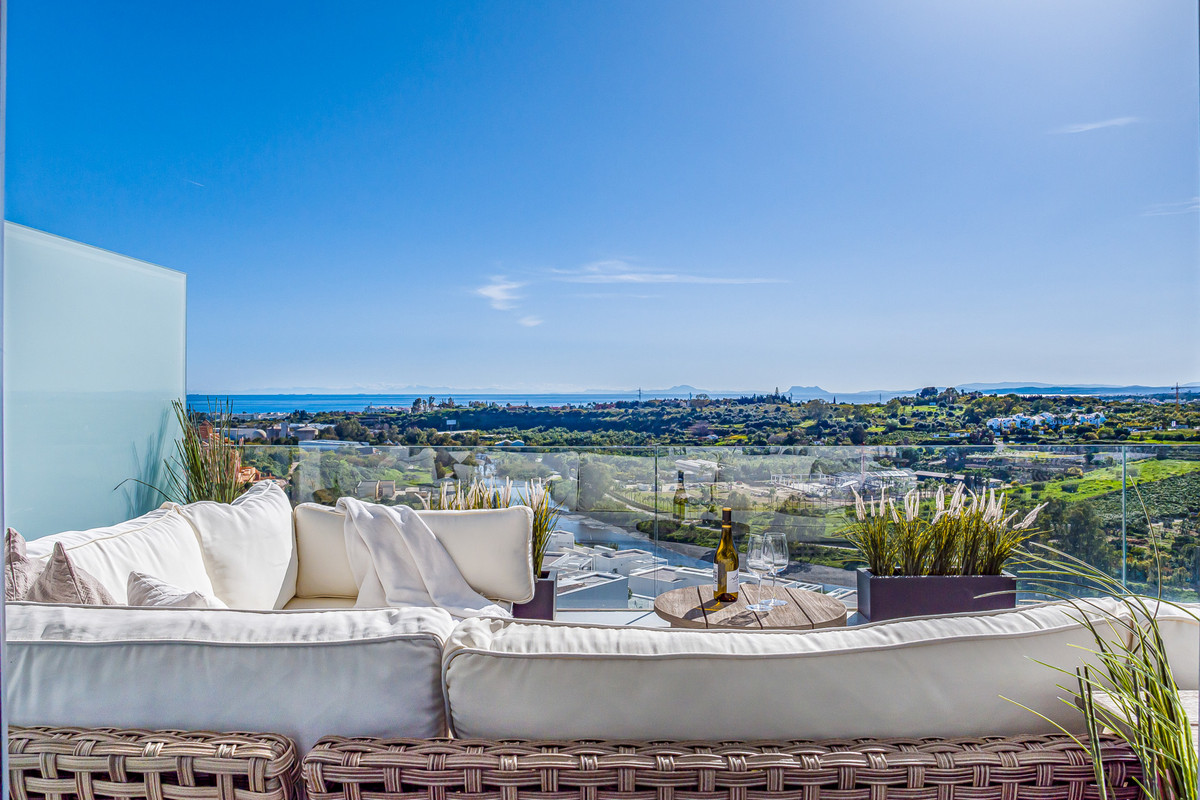 3 Bed Apartment for sale in Cancelada Costa Del Sol, Málaga, Spain