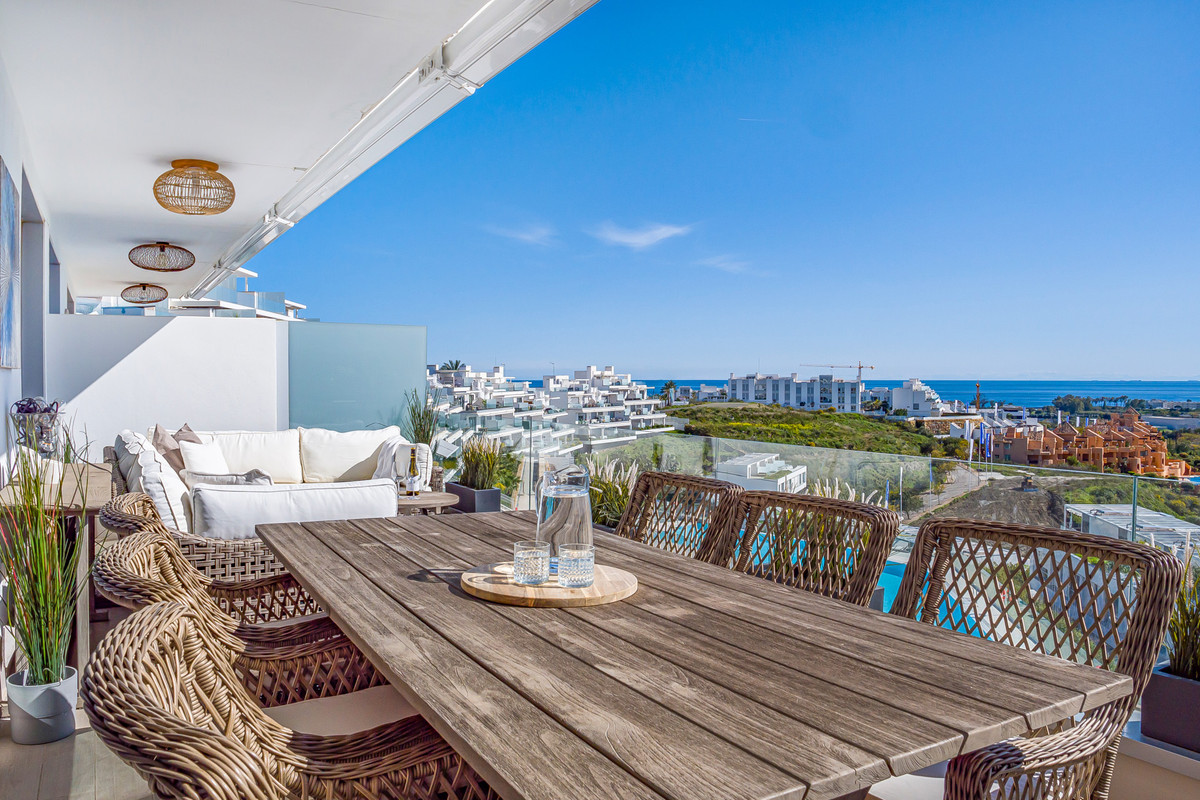 3 Bed Apartment for sale in Cancelada Costa Del Sol, Málaga, Spain