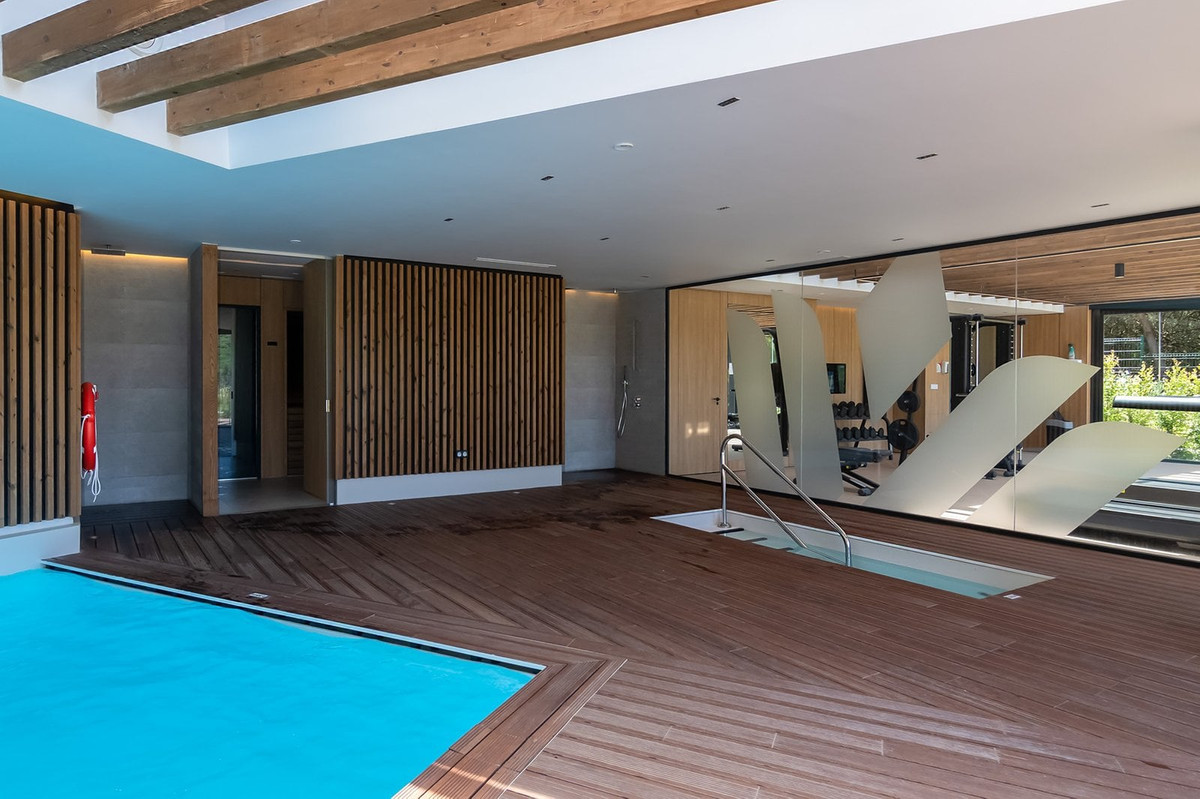 Se vende Apartamento Planta Media de 2 dormitorios en Costa Del Sol, Cadiz, España