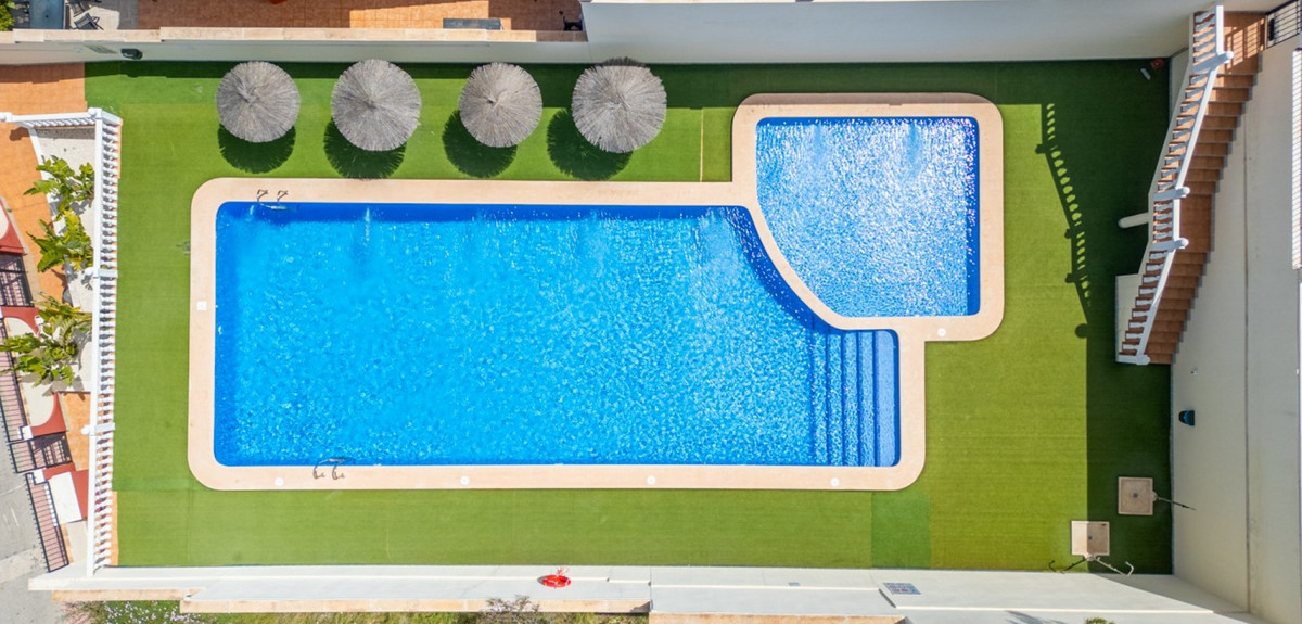 Se vende Villa - Chalet de 3 dormitorios en Costa Blanca, Alicante, España