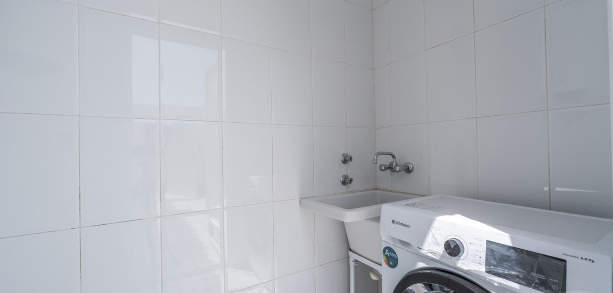 Se vende Villa - Chalet de 3 dormitorios en Costa Blanca, Alicante, España