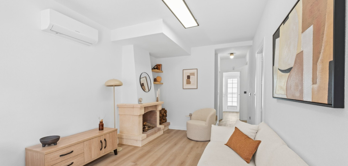 Se vende Villa - Chalet de 3 dormitorios en Costa Blanca, Alicante, España