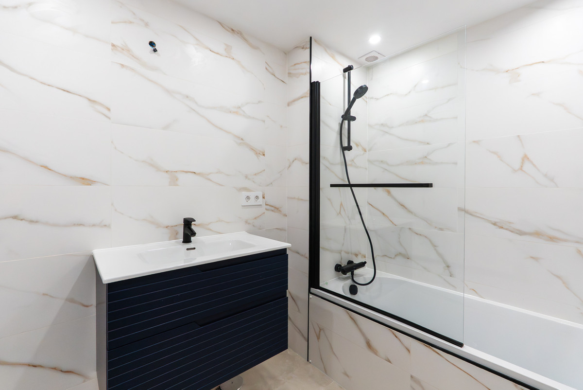 3 Bed Apartment for sale in Nueva Andalucía Costa Del Sol, Málaga, Spain