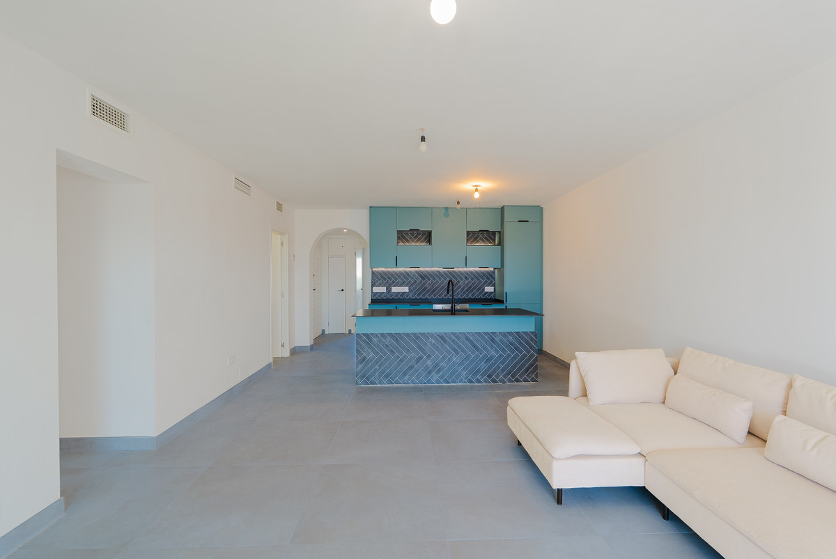 3 Bed Apartment for sale in Nueva Andalucía Costa Del Sol, Málaga, Spain