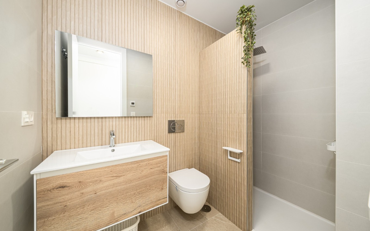 Se vende Apartamento Planta Media de 2 dormitorios en Costa Blanca, Alicante, España