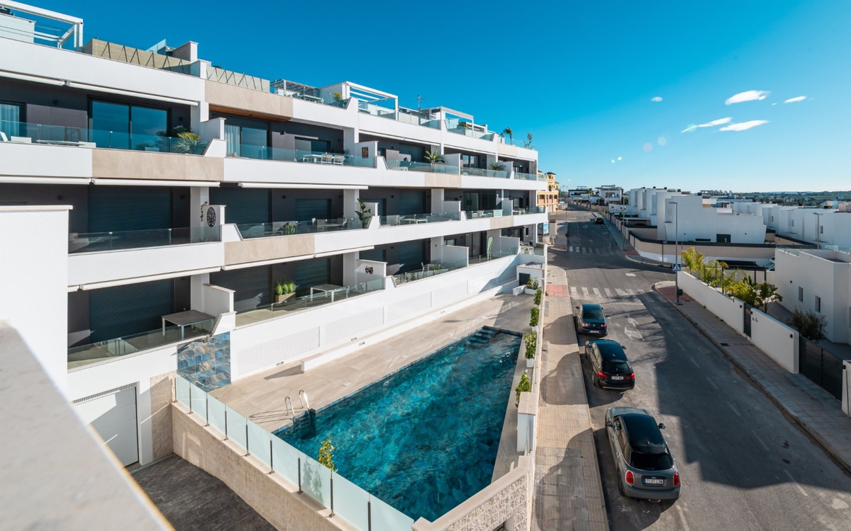 Se vende Apartamento Planta Media de 2 dormitorios en Costa Blanca, Alicante, España