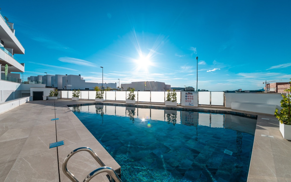 Se vende Apartamento Planta Media de 2 dormitorios en Costa Blanca, Alicante, España