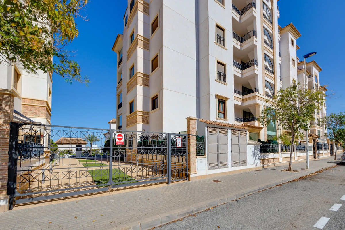 Se vende Apartamento Planta Baja de 2 dormitorios en Costa Blanca, Alicante, España