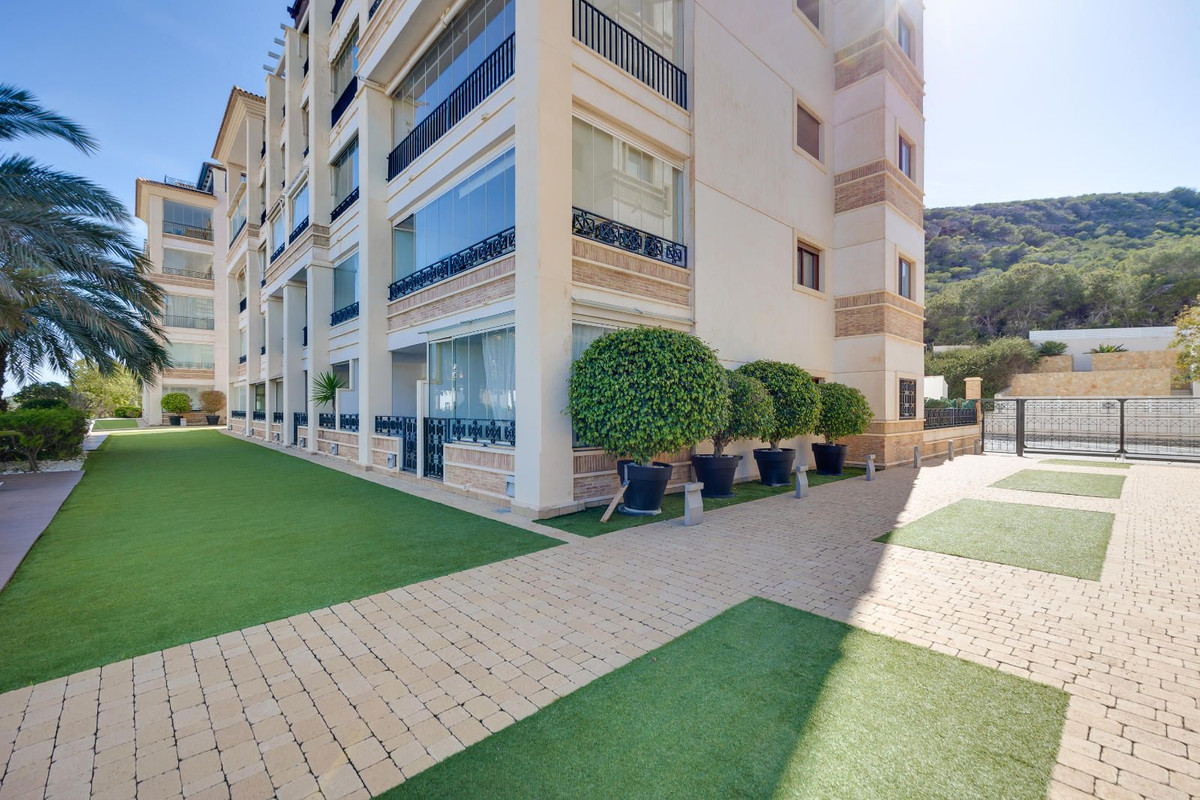 Se vende Apartamento Planta Baja de 2 dormitorios en Costa Blanca, Alicante, España