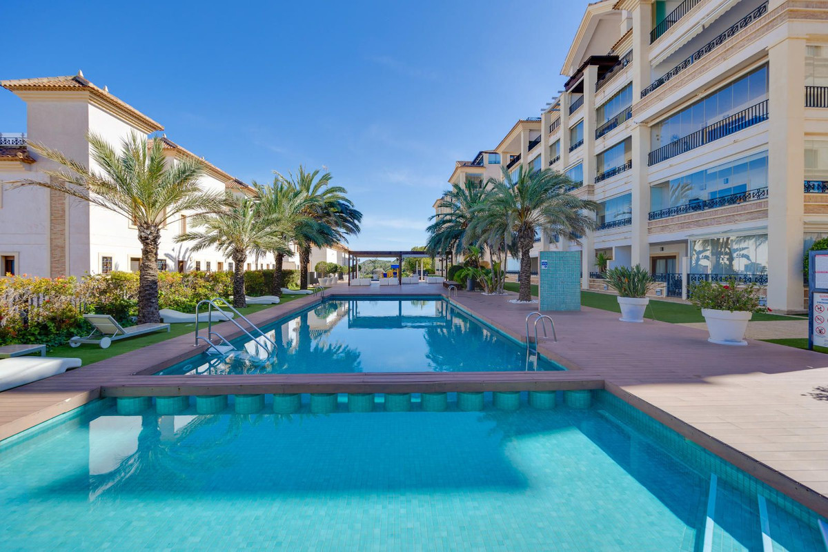 Se vende Apartamento Planta Baja de 2 dormitorios en Costa Blanca, Alicante, España