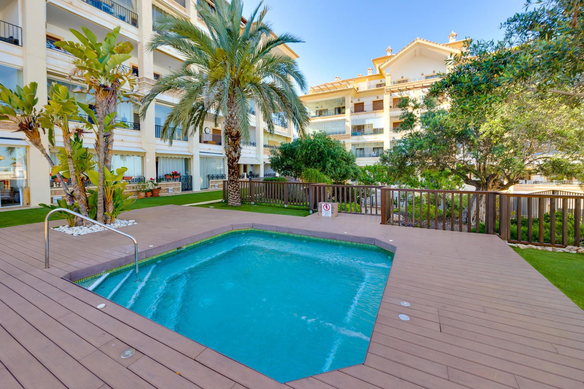 Se vende Apartamento Planta Baja de 2 dormitorios en Costa Blanca, Alicante, España