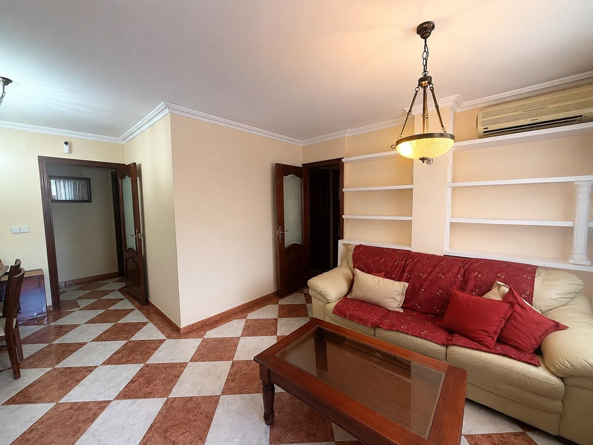 Se vende Apartamento Planta Media de 2 dormitorios en Costa Del Sol, Málaga, España